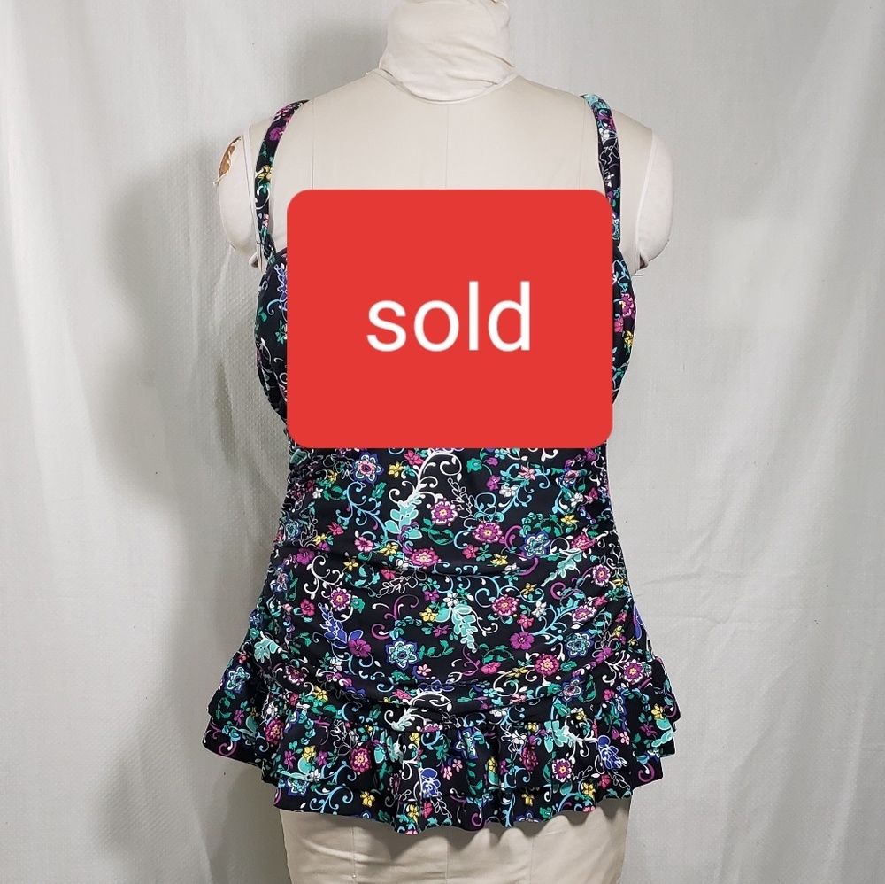 Torrid plus size 1 tankini floral
